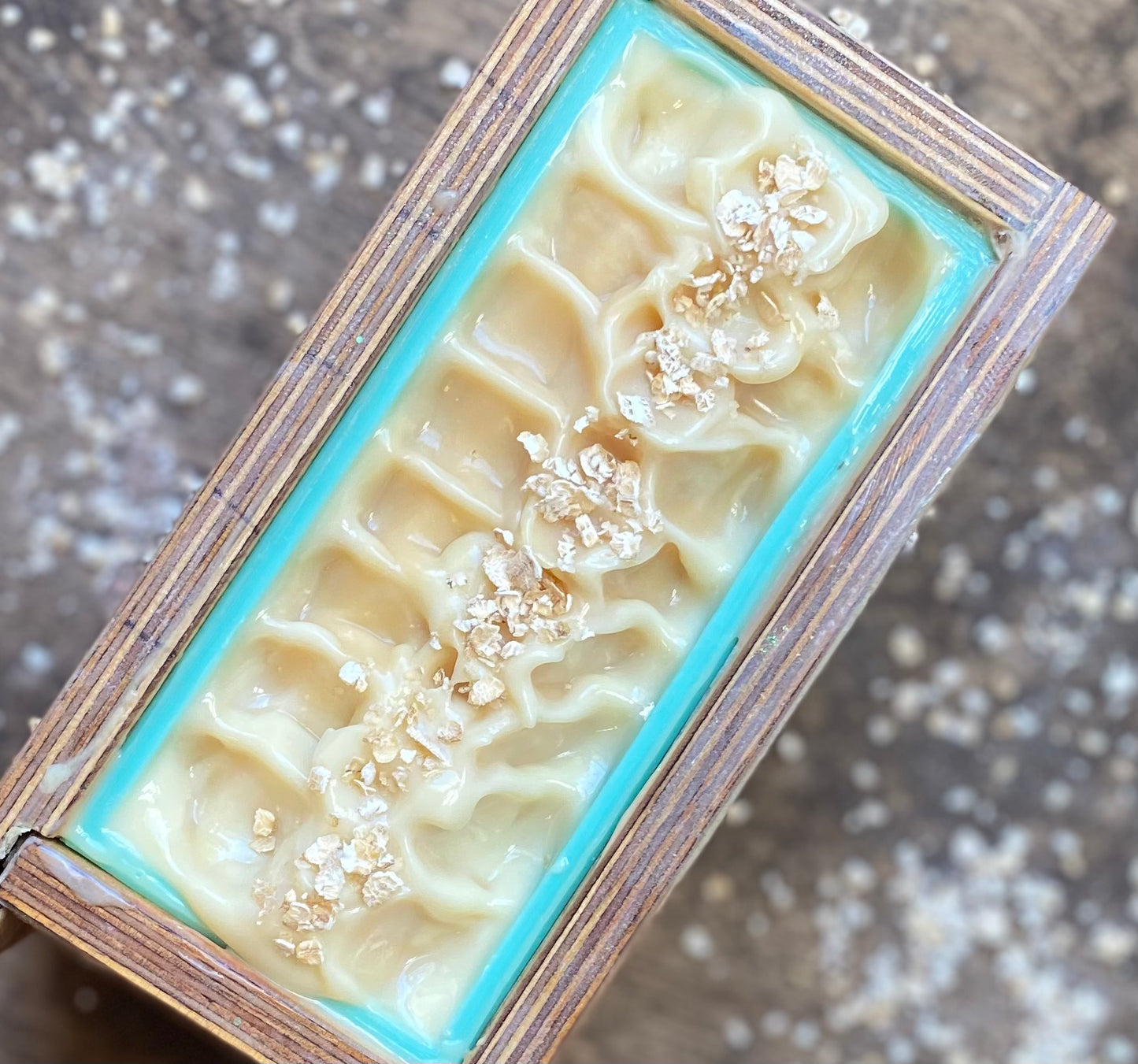 Cinnamon + Honey | Colloidal Oatmeal & Honey Soap Bar | Dye Free w. Essential Oils